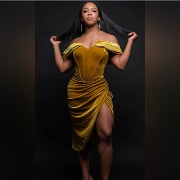 Gold Velvet Off Shoulder Corset Dress - Picture 8 of 8